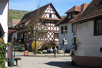 Dorfplatz in Amoltern